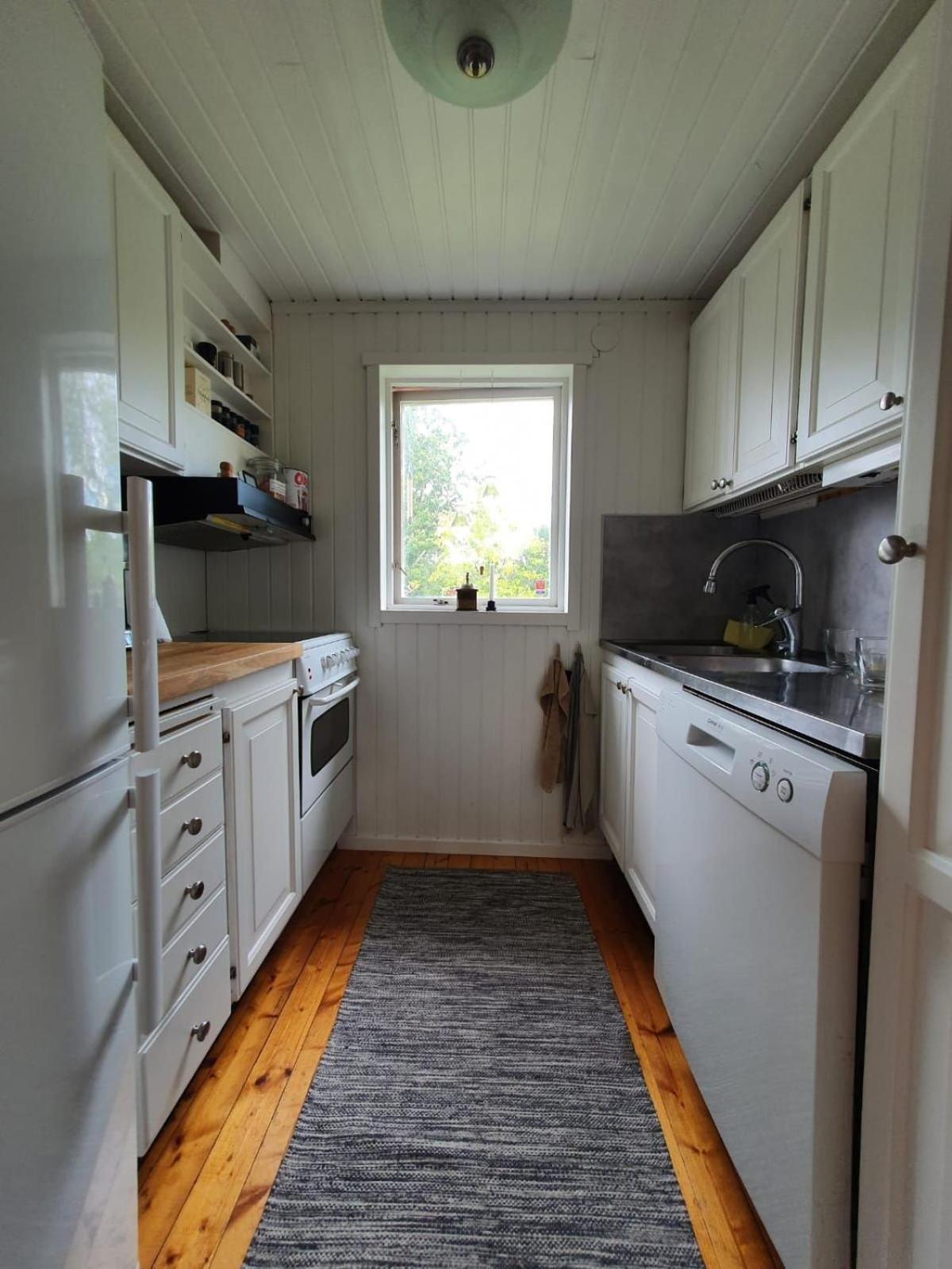 Peaceful Home In Cozy Cabin By The Lake Hyssna Exterior photo